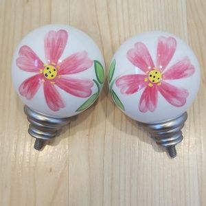 Potter Barn kids finials (one pair)